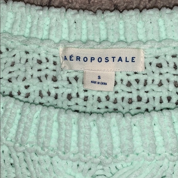 Aeropostale sweater - Picture 2 of 3